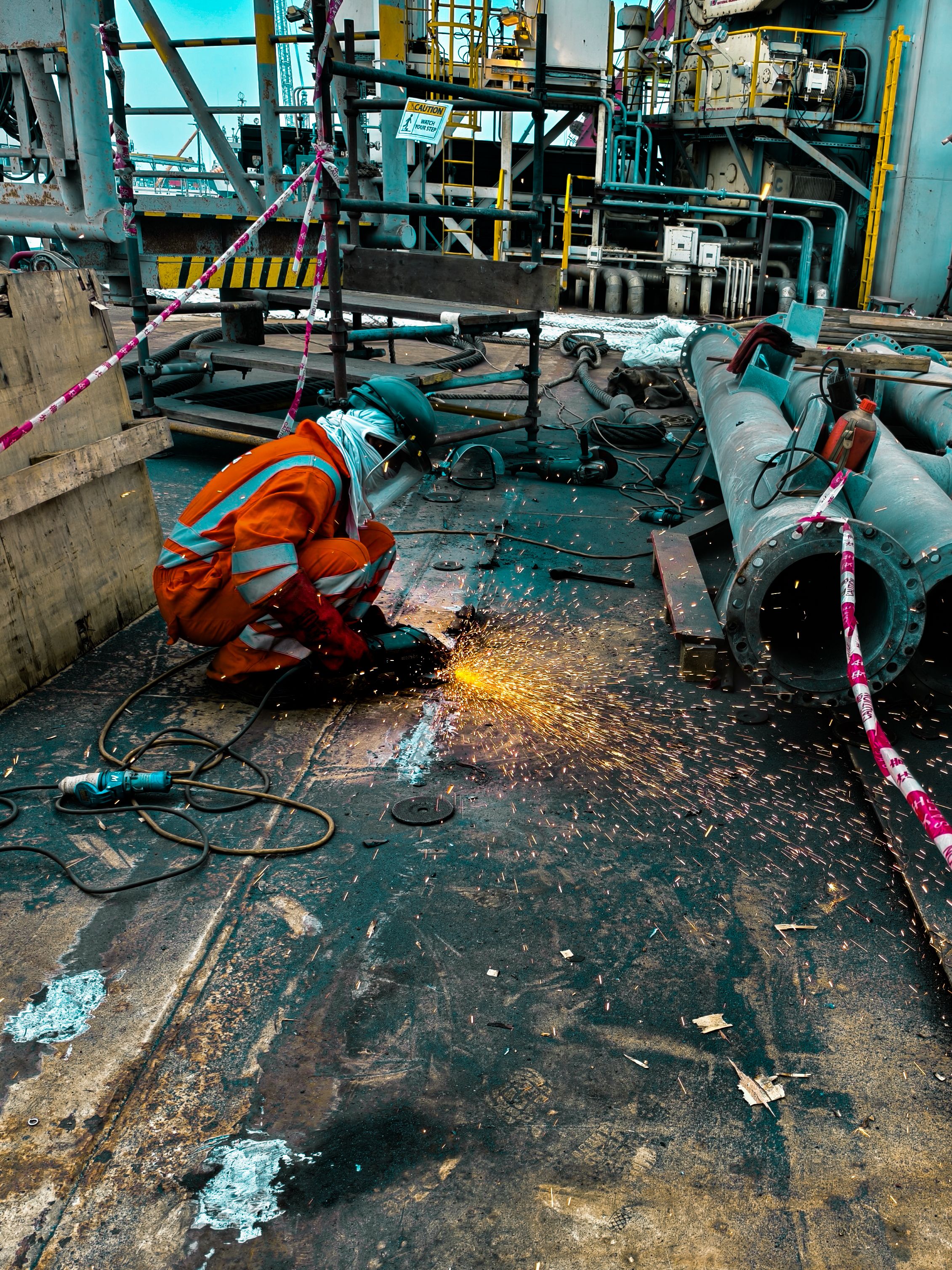 Risk controls at an industrial construction site